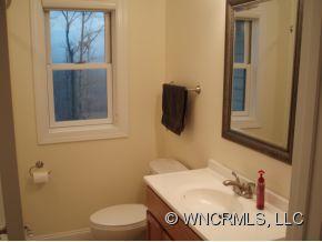 49 Falcon Crest Fairview NC 28730