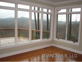 49 Falcon Crest Fairview NC 28730