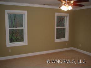 49 Falcon Crest Fairview NC 28730