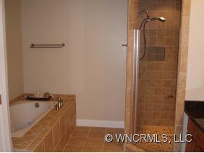 49 Falcon Crest Fairview NC 28730