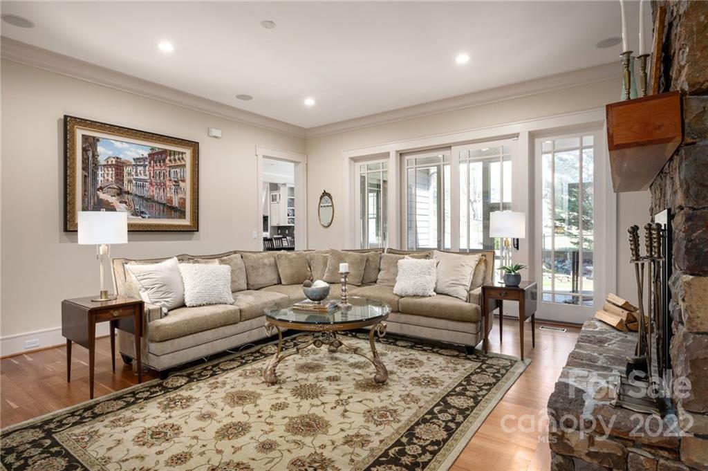 10 Applewood Drive Asheville NC 28805