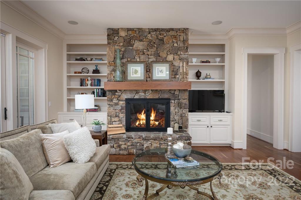 10 Applewood Drive Asheville NC 28805