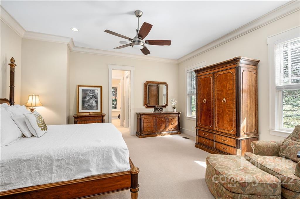 10 Applewood Drive Asheville NC 28805