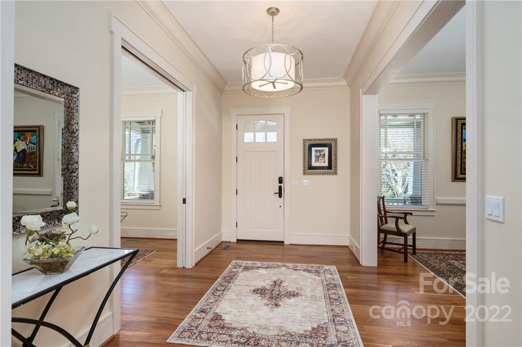 10 Applewood Drive Asheville NC 28805