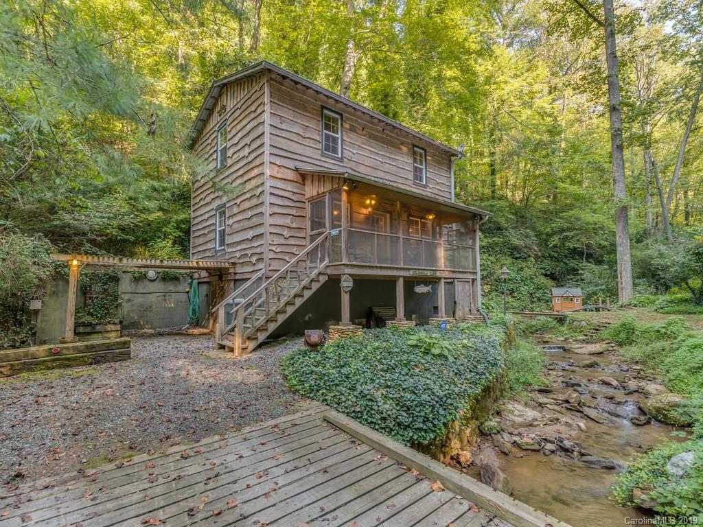 864 Pearson Falls Road Saluda NC 28773