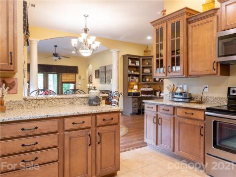 9 Pacifico Drive Asheville NC 28806