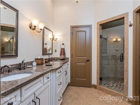 9 Pacifico Drive Asheville NC 28806
