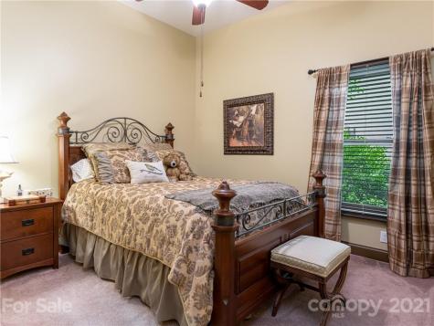 9 Pacifico Drive Asheville NC 28806