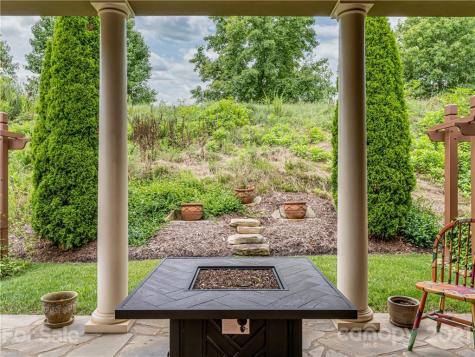 9 Pacifico Drive Asheville NC 28806