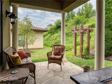 9 Pacifico Drive Asheville NC 28806