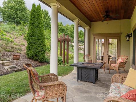 9 Pacifico Drive Asheville NC 28806