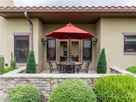 9 Pacifico Drive Asheville NC 28806