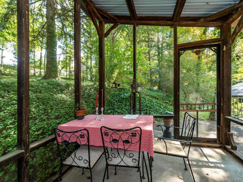 6 Huntington Road Asheville NC 28805