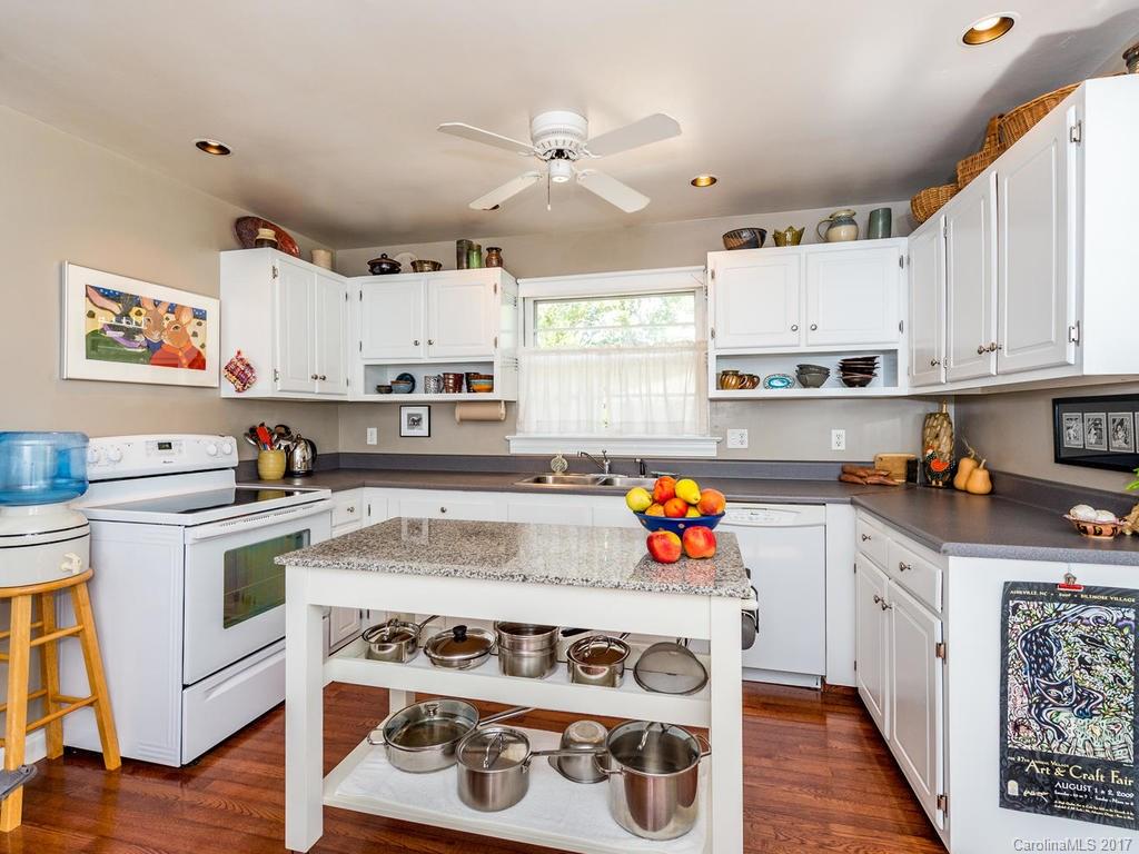 6 Huntington Road Asheville NC 28805