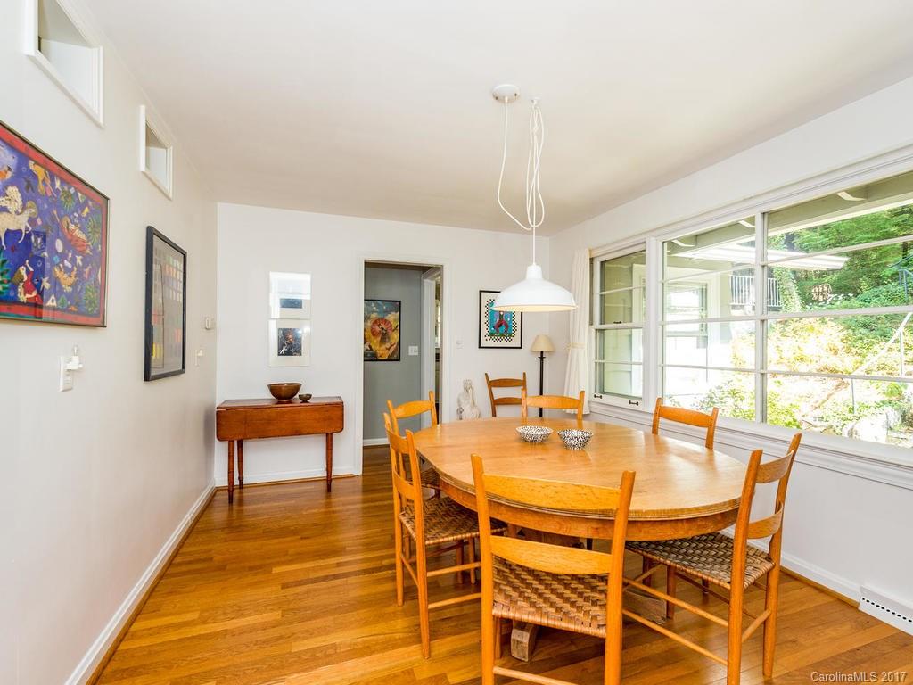 6 Huntington Road Asheville NC 28805