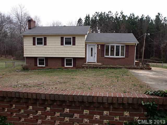208 Whitehorse Road Gastonia NC 28052