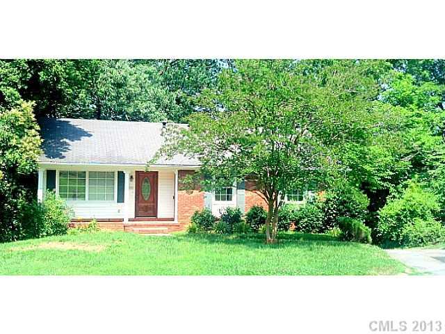 6701 Woodstock Drive Charlotte NC 28210
