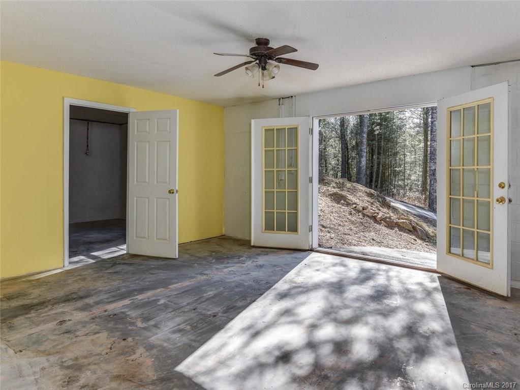 296 Whitt Branch Road Weaverville NC 28787
