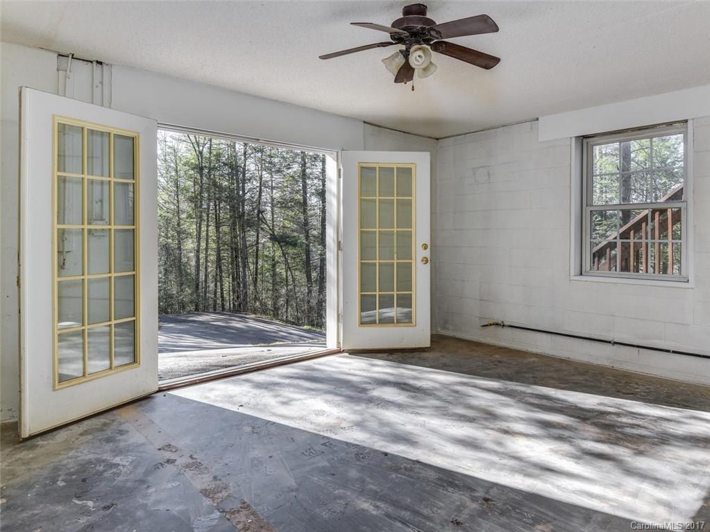 296 Whitt Branch Road Weaverville NC 28787