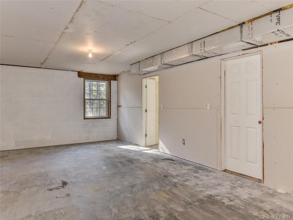 296 Whitt Branch Road Weaverville NC 28787