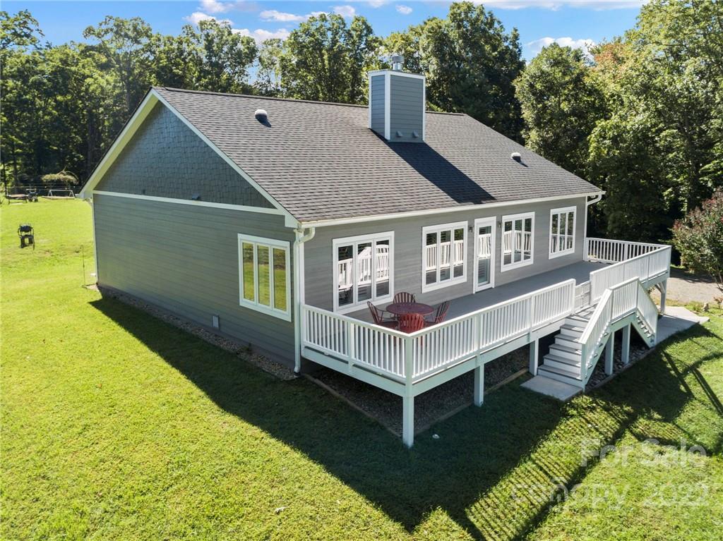 11 Charlie Riddle Lane Swannanoa NC 28778