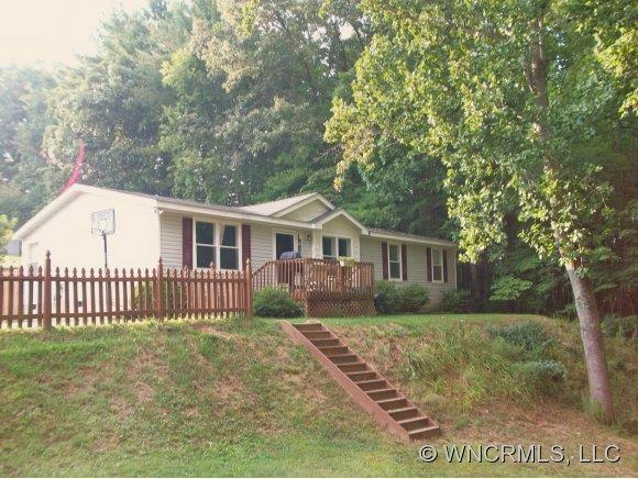 210 Banyan Road Candler NC 28715