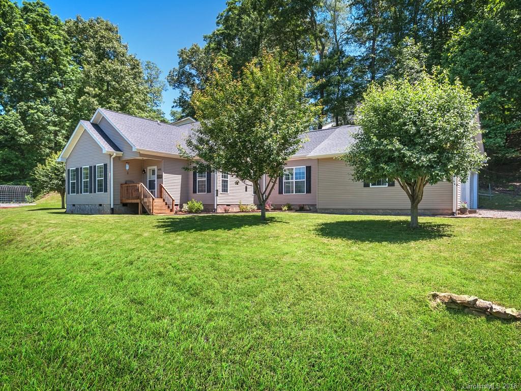 405 Loop Road Clyde NC 28721