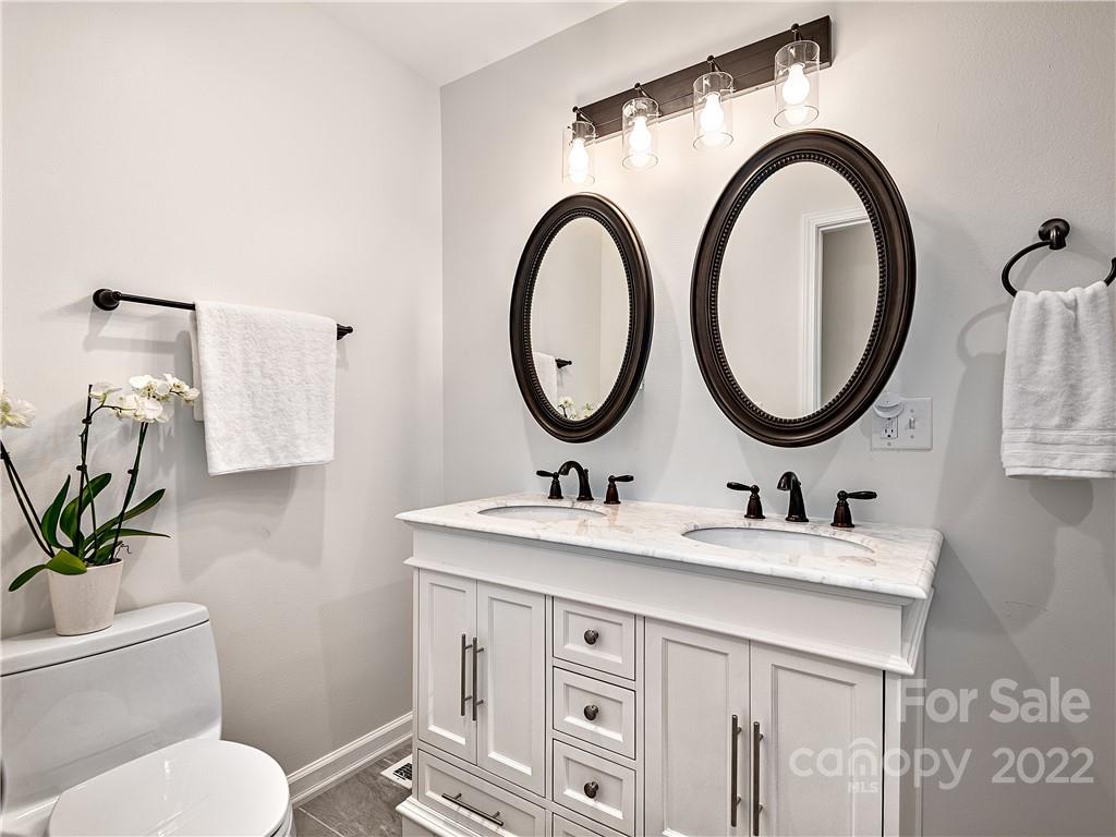 10 Stockwood Road Asheville NC 28803