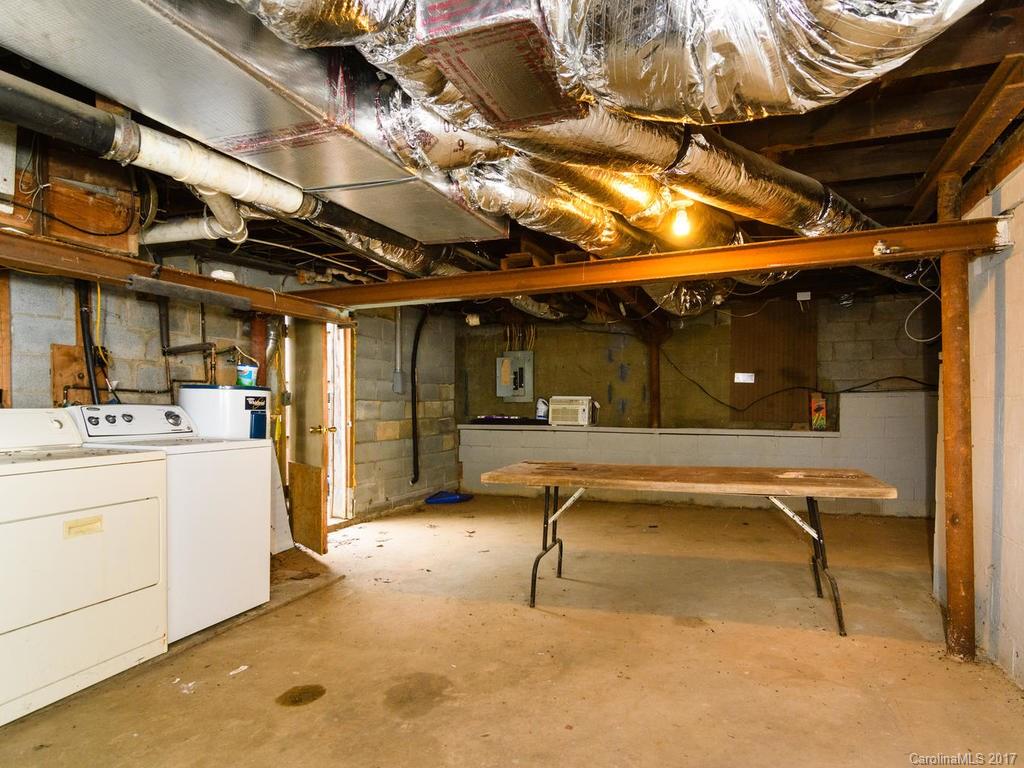 14 Merion Drive Asheville NC 28806