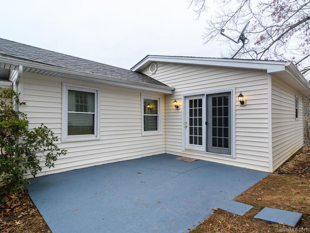 14 Merion Drive Asheville NC 28806