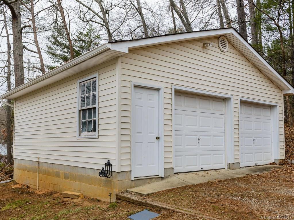 14 Merion Drive Asheville NC 28806