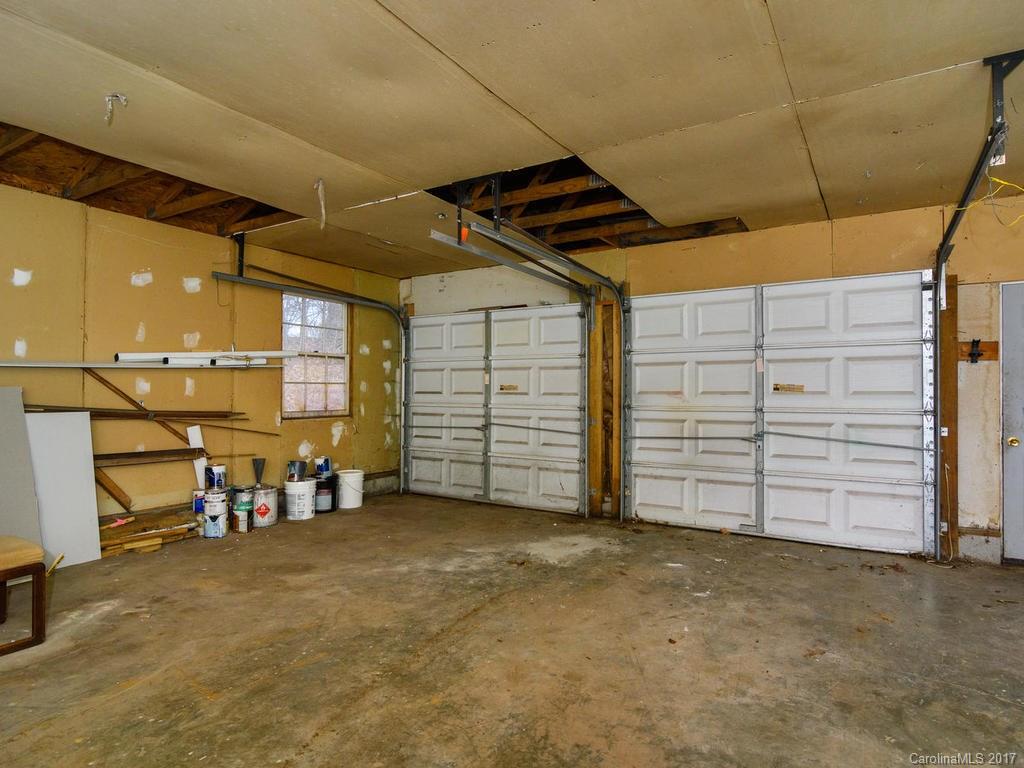 14 Merion Drive Asheville NC 28806