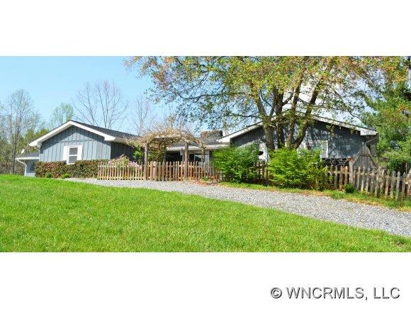 553 Oak Grove Road Marshall NC 28753