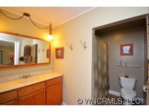 553 Oak Grove Road Marshall NC 28753