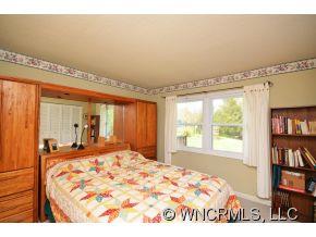 553 Oak Grove Road Marshall NC 28753