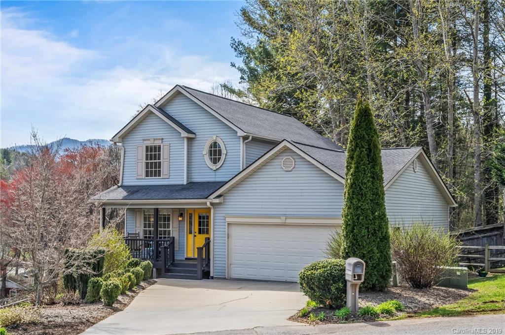 20 Village East Court Asheville NC 28805