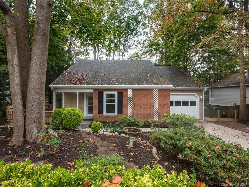 4 Silver Lace Circle Arden NC 28704