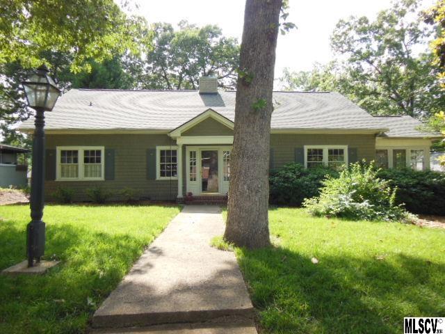 567 1st Street NW Hickory NC 28601