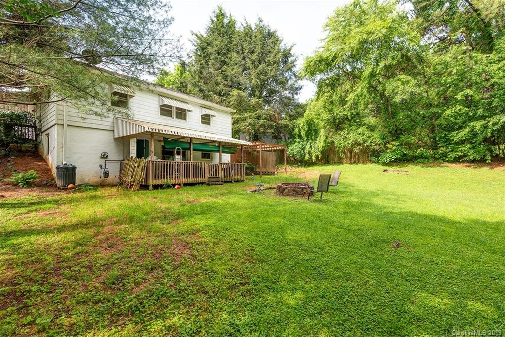 20 Starmount Drive Asheville NC 28806
