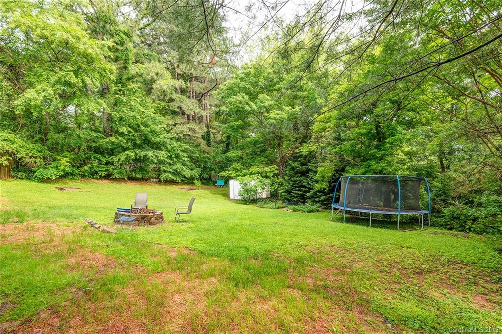 20 Starmount Drive Asheville NC 28806