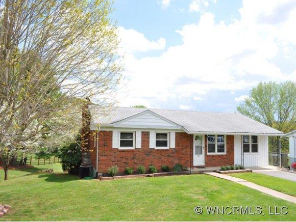 76 Ridge Road Candler NC 28715