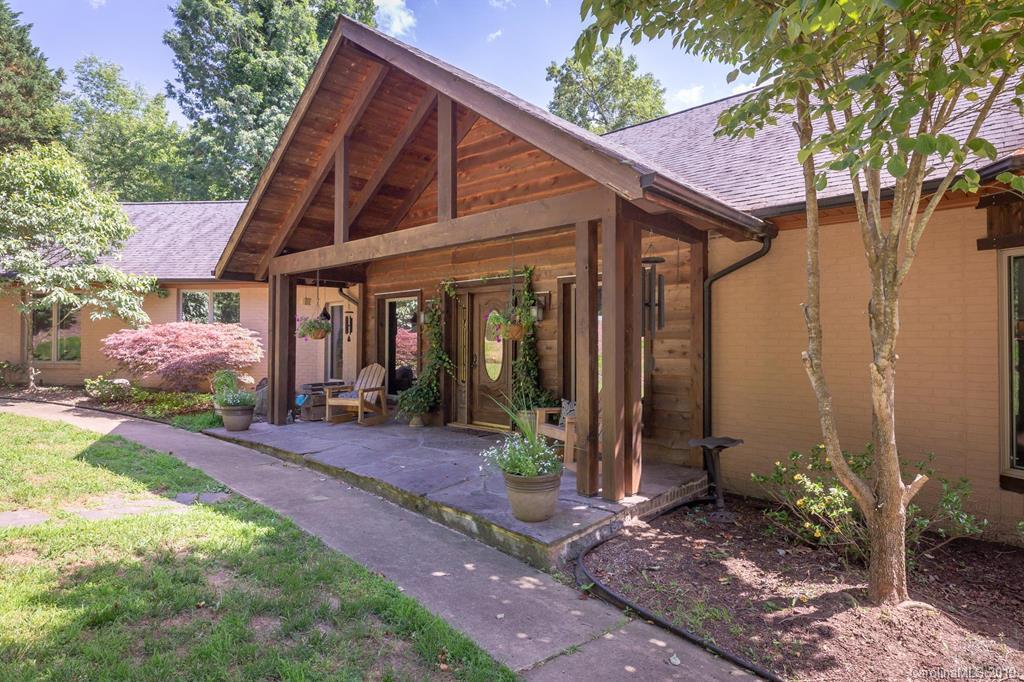 1741 Hawksbill Court Morganton NC 28655