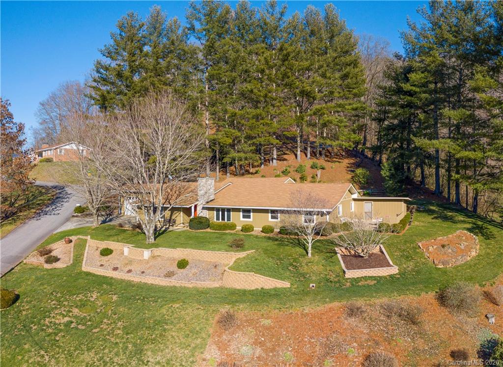 48 Queen Street Waynesville NC 28786