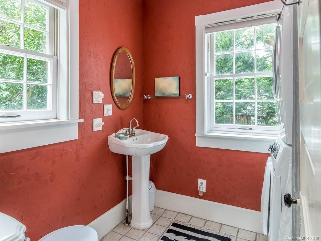 1 Hillside Walk Asheville NC 28801