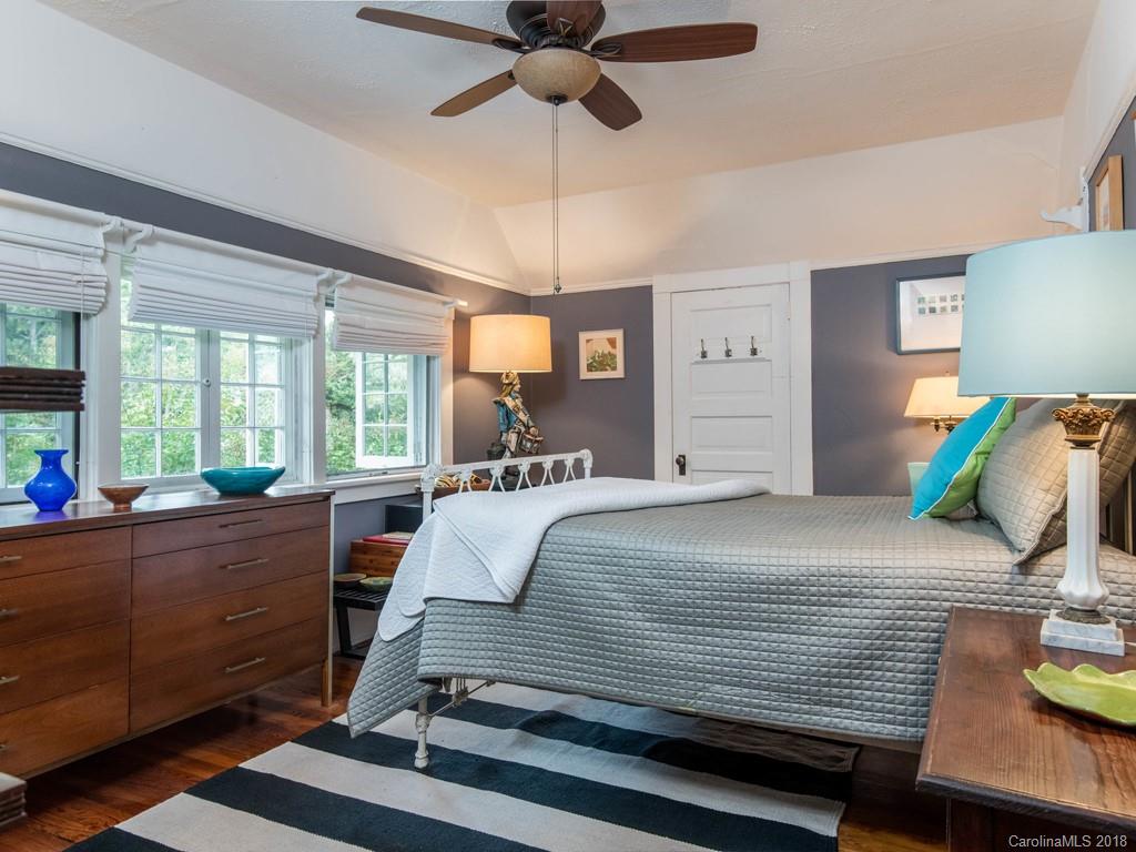 1 Hillside Walk Asheville NC 28801
