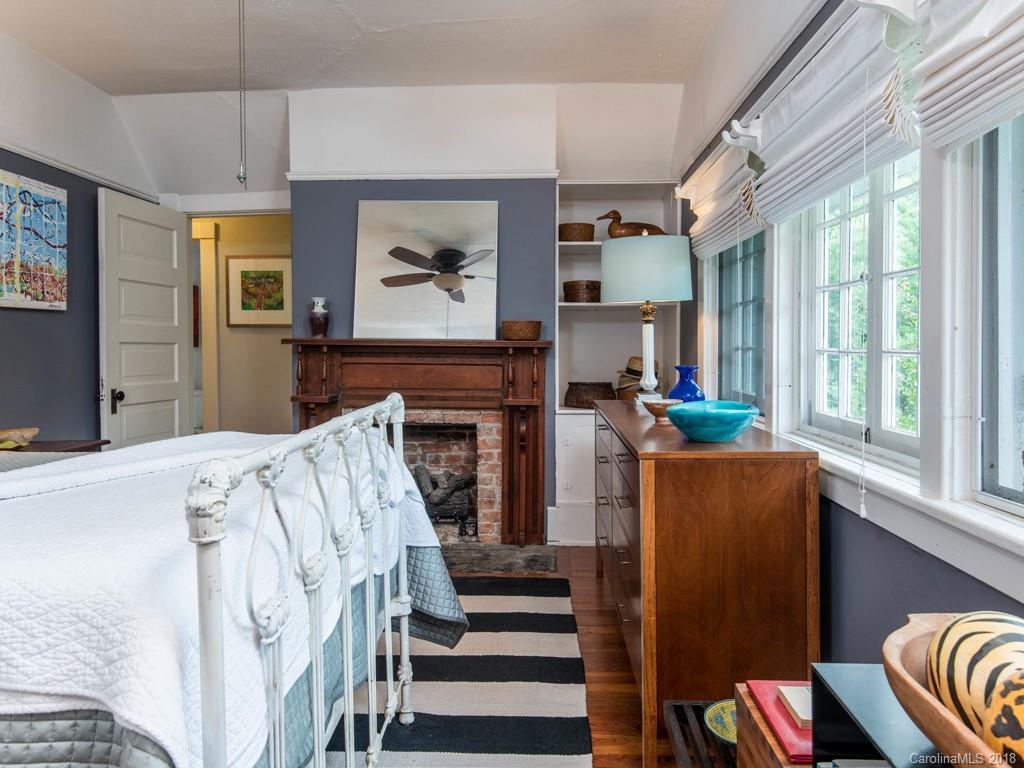 1 Hillside Walk Asheville NC 28801