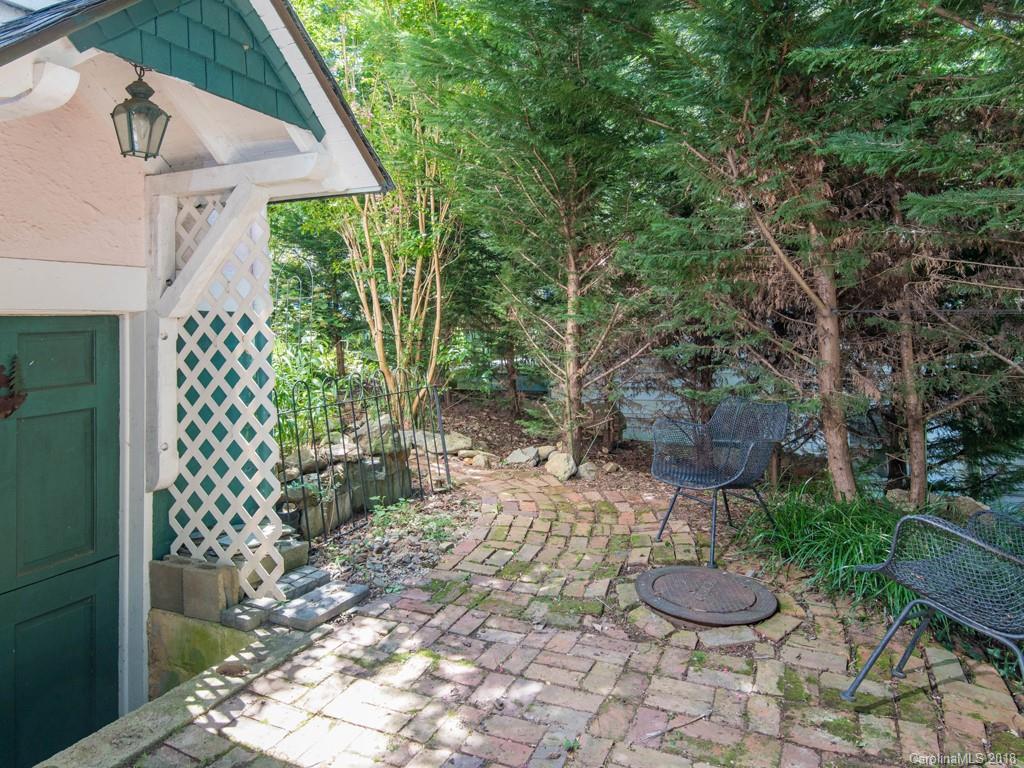 1 Hillside Walk Asheville NC 28801