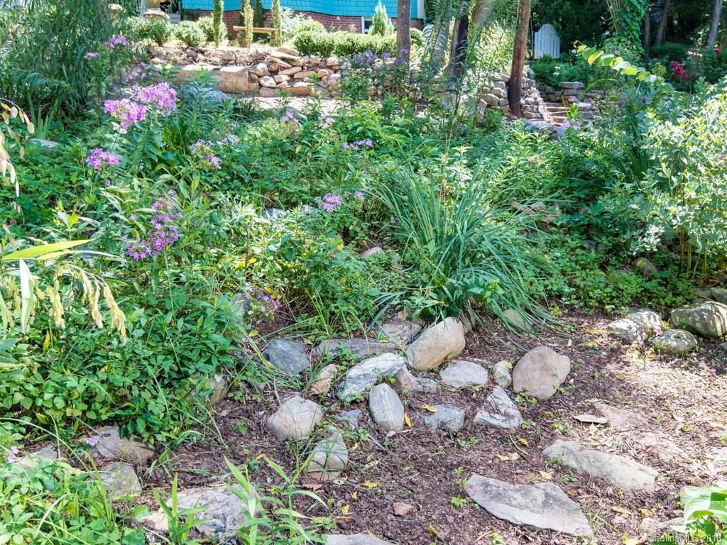 1 Hillside Walk Asheville NC 28801
