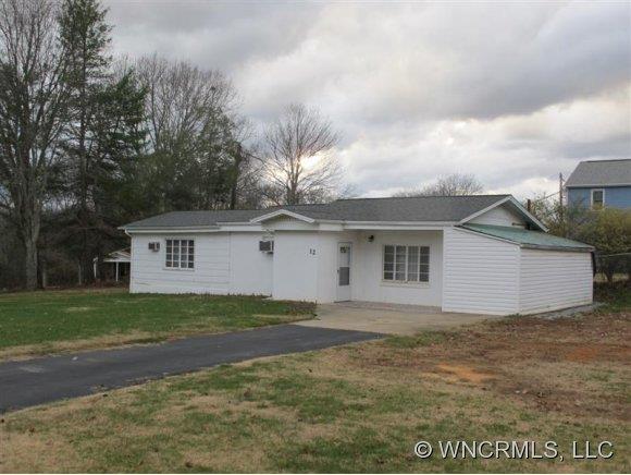 12 Robin Way Candler NC 28715