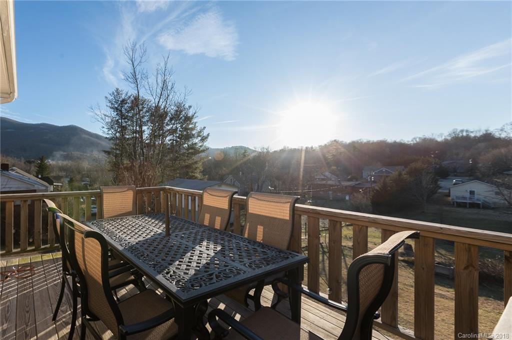 209 Wilson Avenue Swannanoa NC 28778